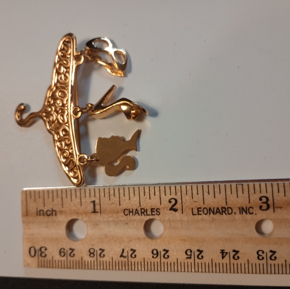 Barbie brooch - Picture 7 of 8